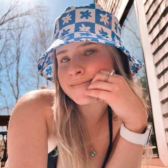 Meet your Posher, Anabelle! - Picture 7 of 11